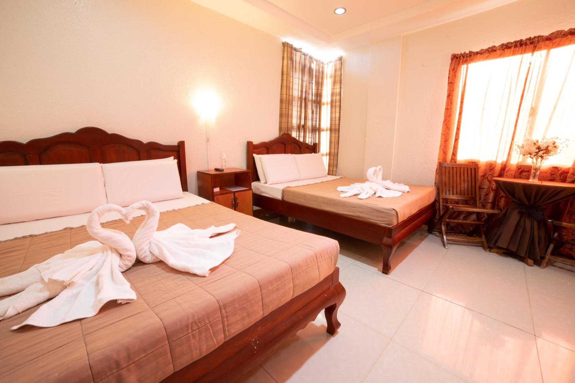 คาซานา สวีท Hotel Puerto Princesa ภายนอก รูปภาพ