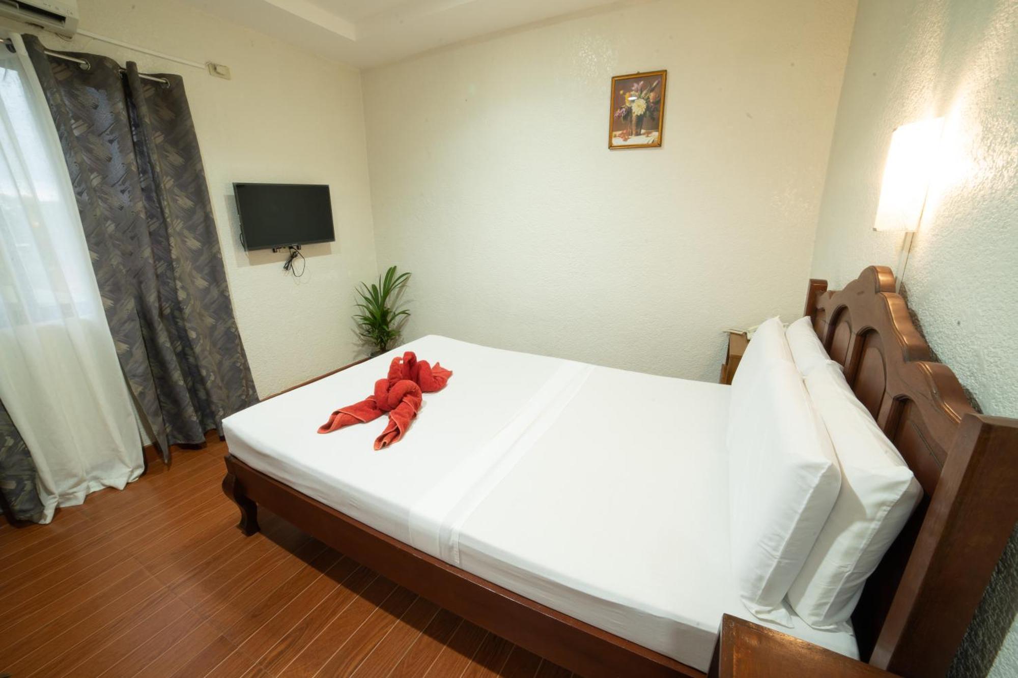 คาซานา สวีท Hotel Puerto Princesa ภายนอก รูปภาพ