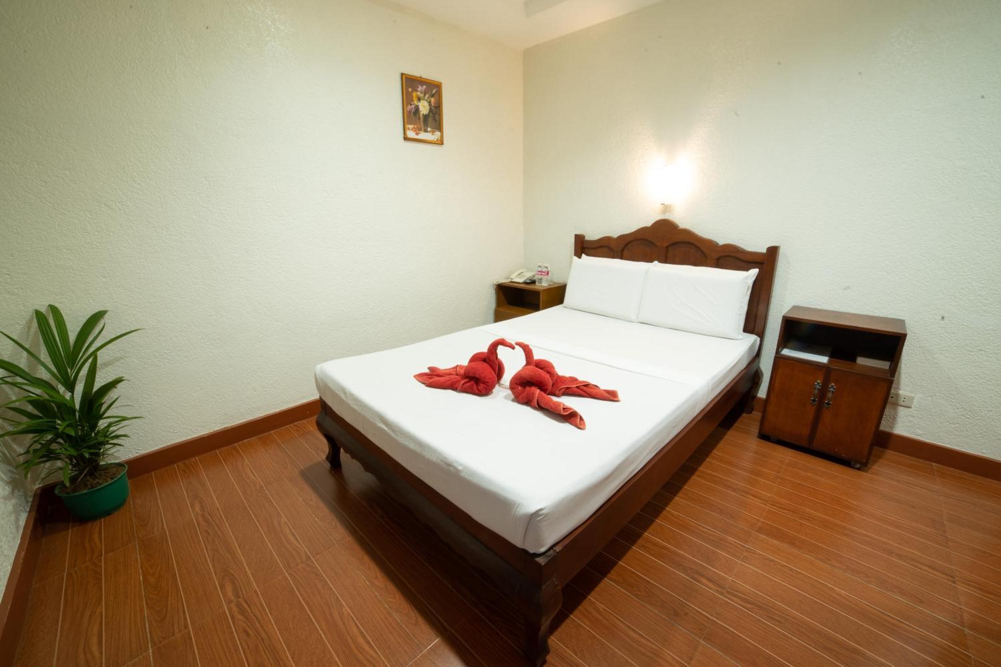 คาซานา สวีท Hotel Puerto Princesa ภายนอก รูปภาพ