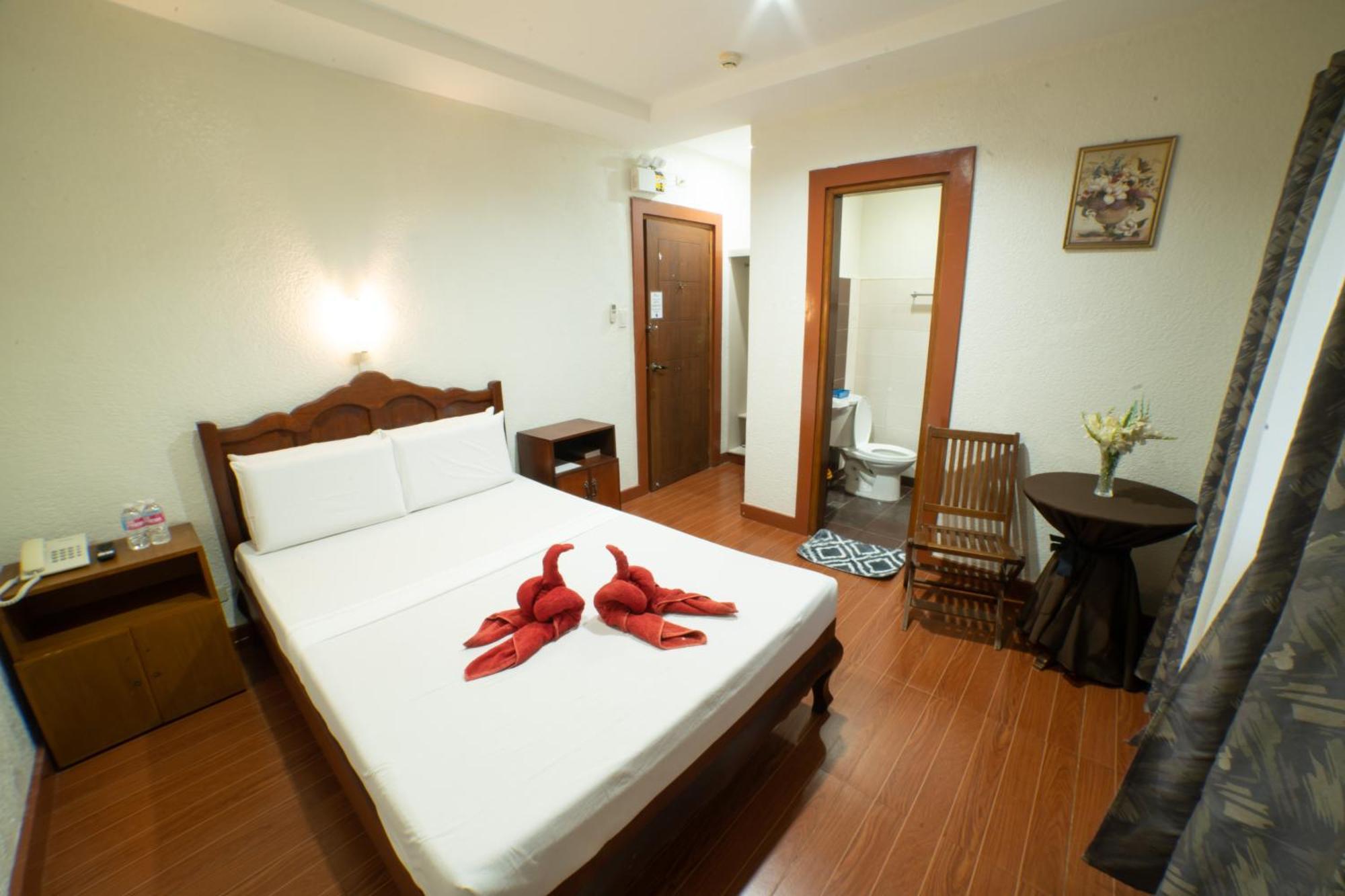 คาซานา สวีท Hotel Puerto Princesa ภายนอก รูปภาพ